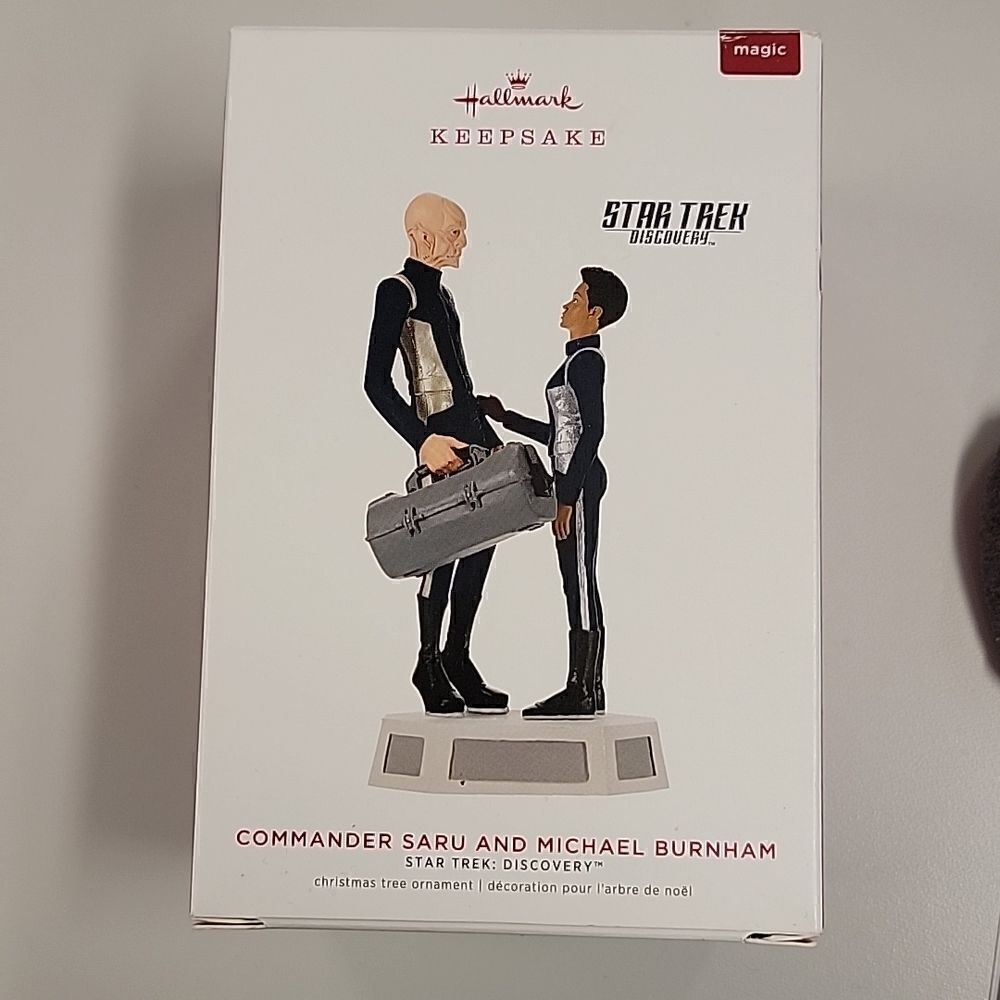 Hallmark 2019 Star Trek Magic ornament